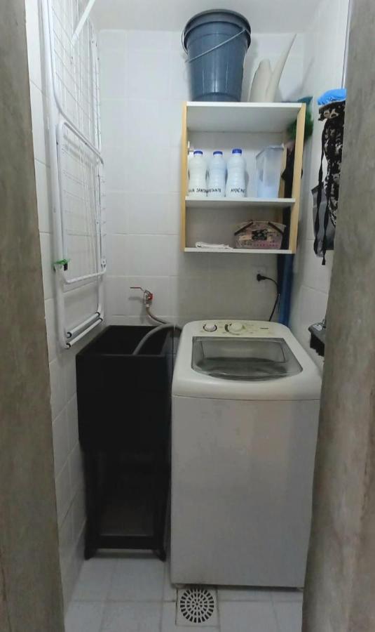A Poucos Passos Da Apto 2 Dorm Piscina Ac Wifi Apartamento
